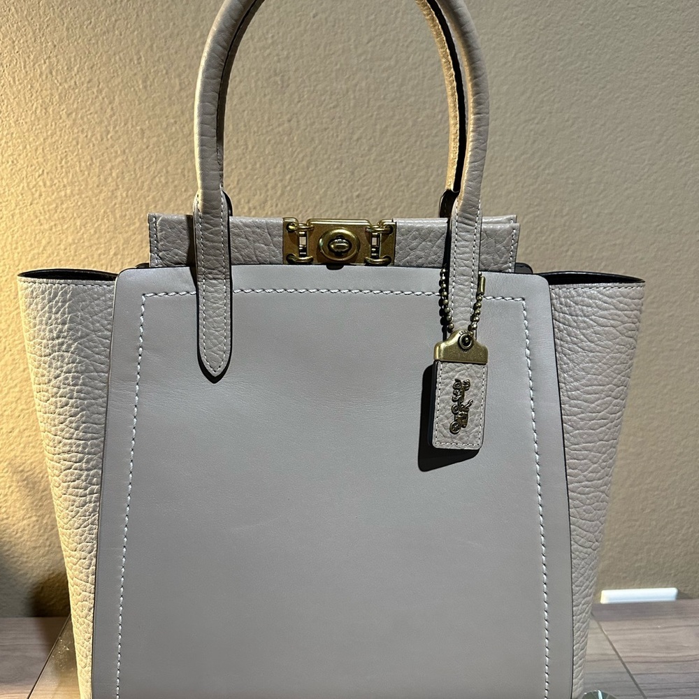 Coach 1941 Troupe Tote in Stone - Picture 2 of 11